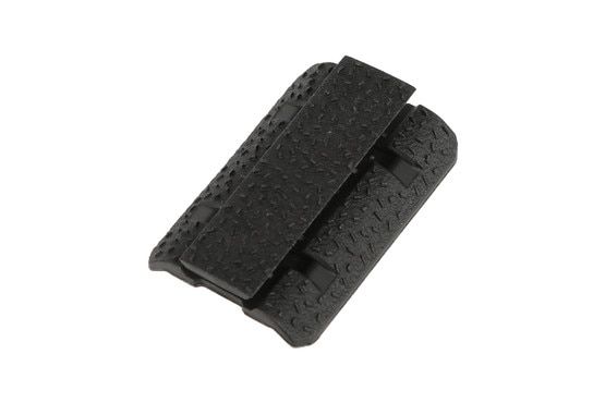 Magpul M-LOK rail cover type 2 black features an aggressive no-slip texture